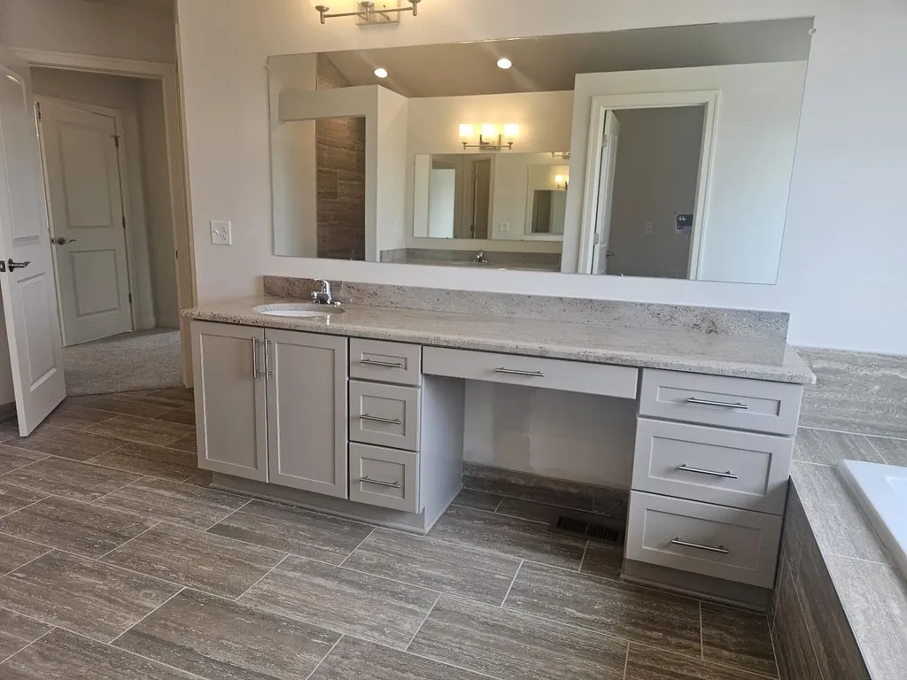 10790 Ella Lee Road York Charter Township MI 48176
