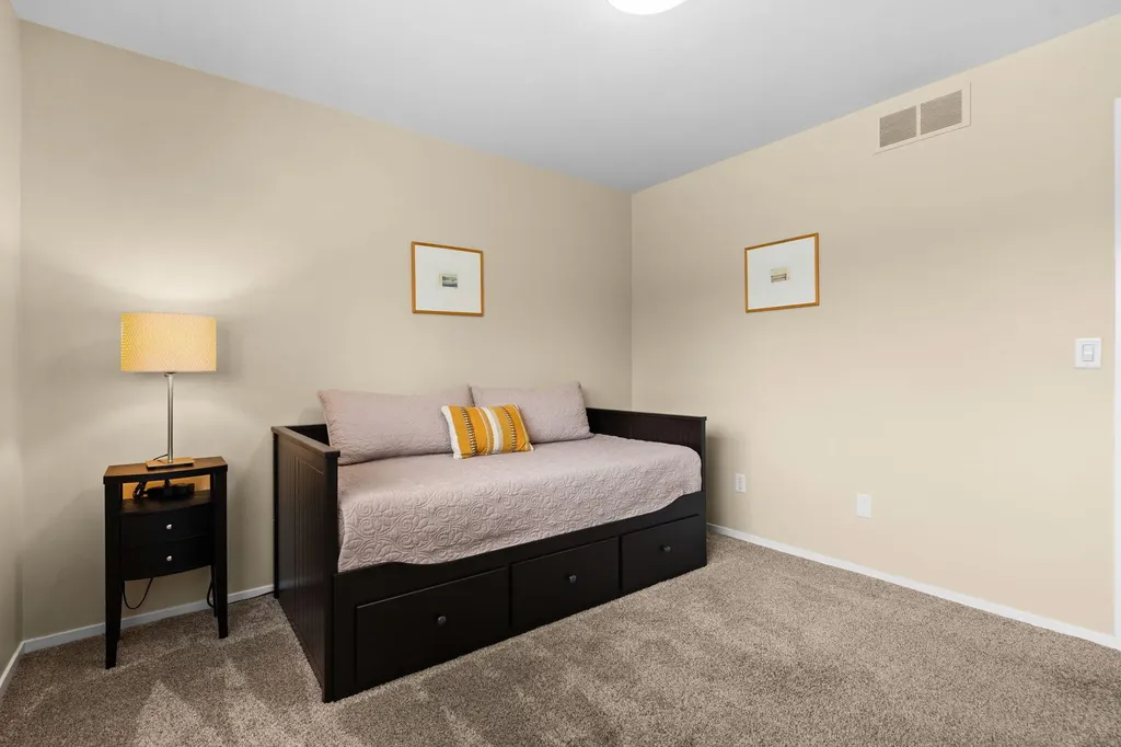 6556 Pennstone Circle Pittsfield Charter Township MI 48176