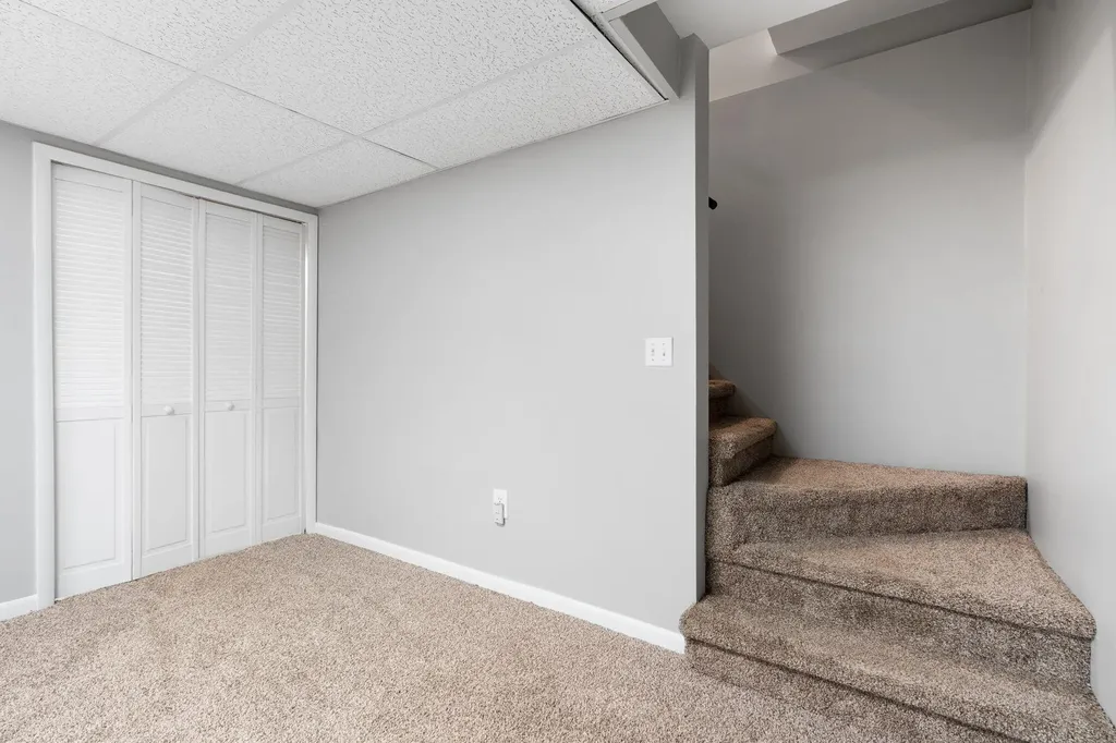 6556 Pennstone Circle Pittsfield Charter Township MI 48176