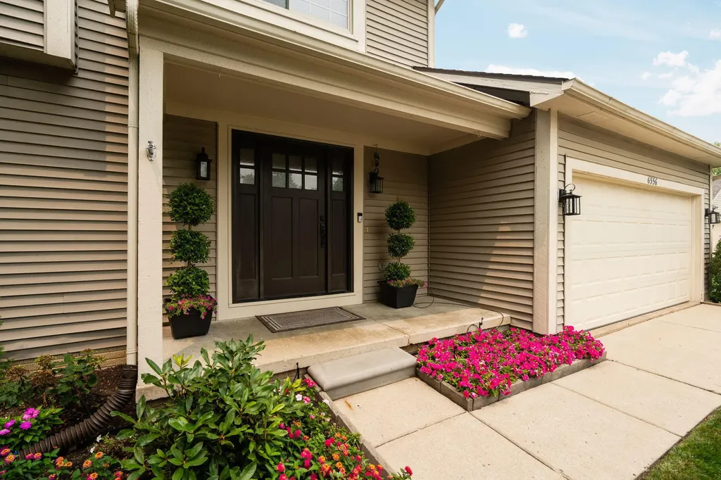 6556 Pennstone Circle Pittsfield Charter Township MI 48176