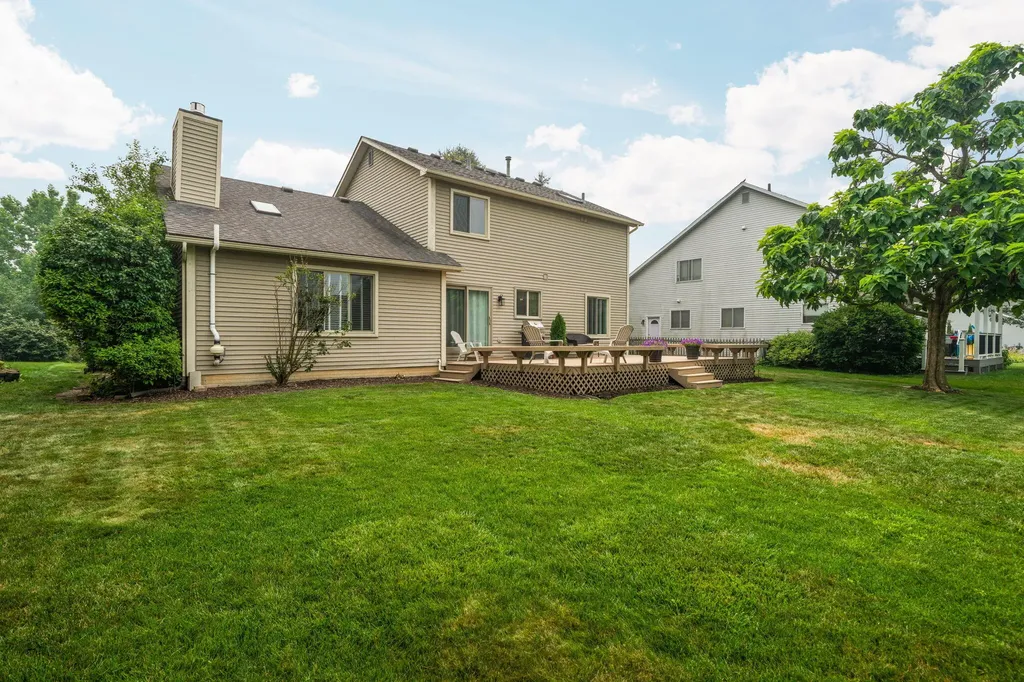 6556 Pennstone Circle Pittsfield Charter Township MI 48176