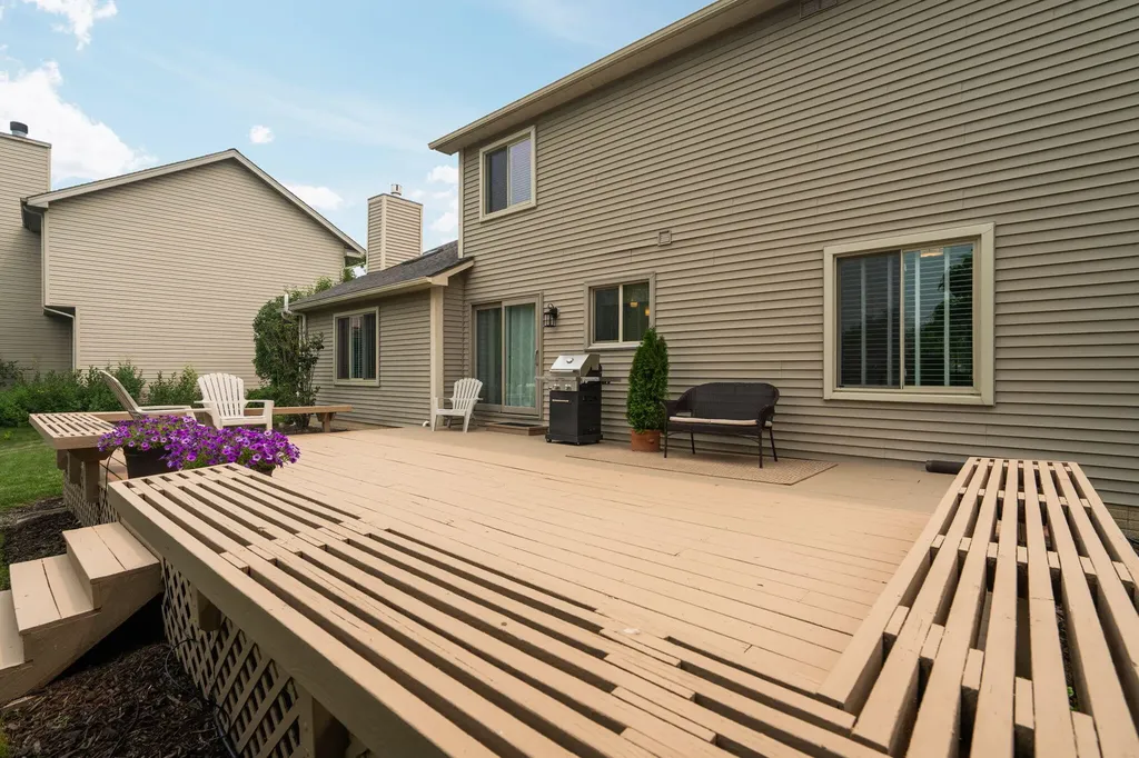 6556 Pennstone Circle Pittsfield Charter Township MI 48176