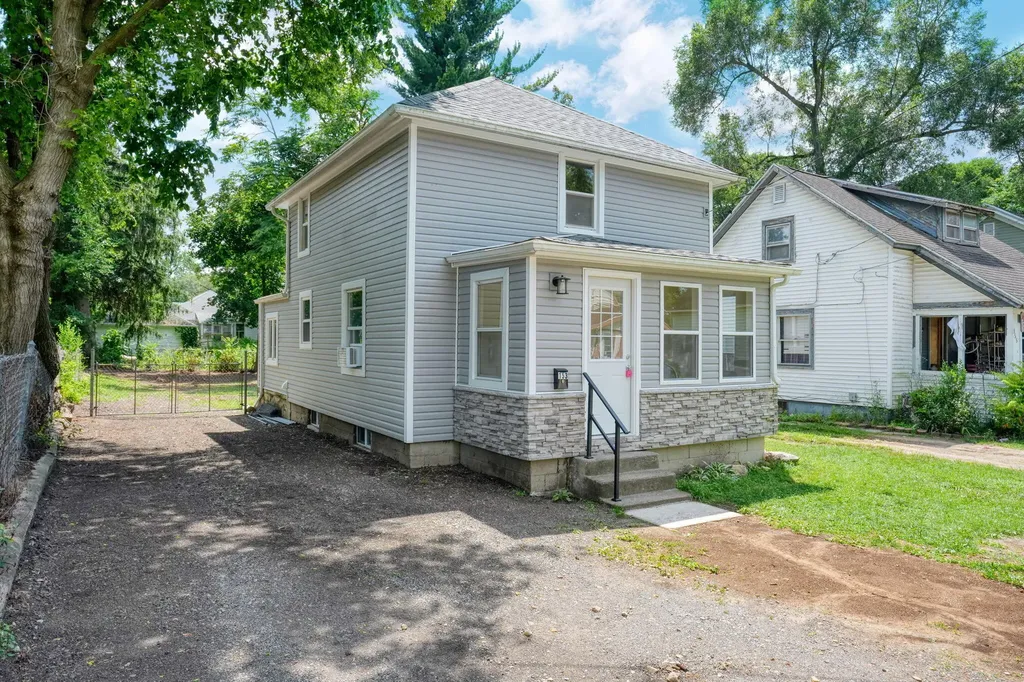 153 Hollis Street Summit Township MI 49203