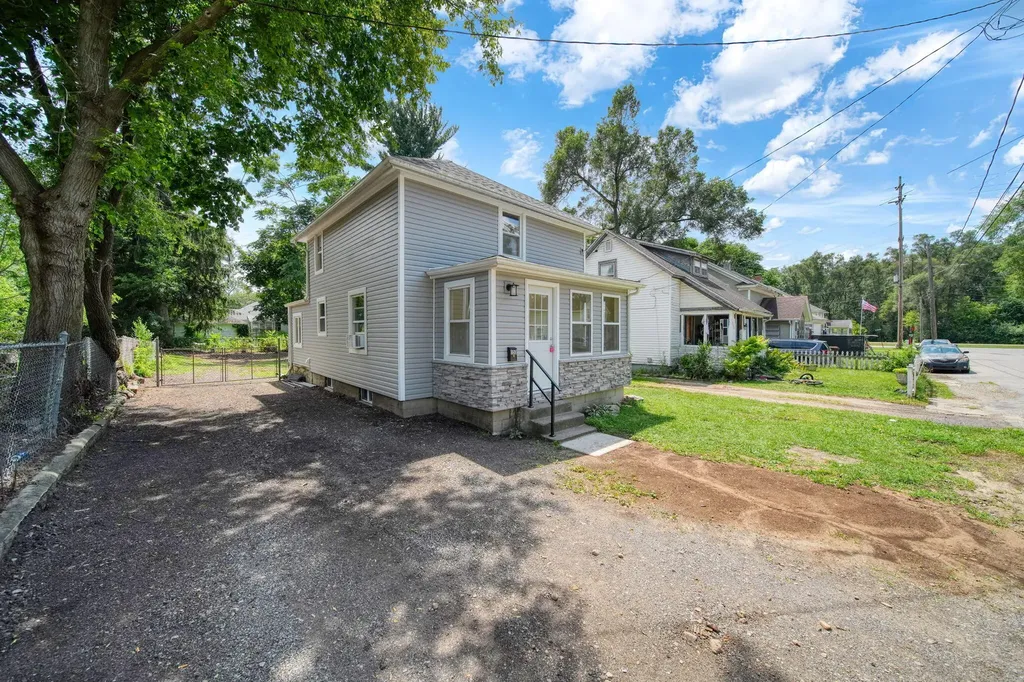 153 Hollis Street Summit Township MI 49203
