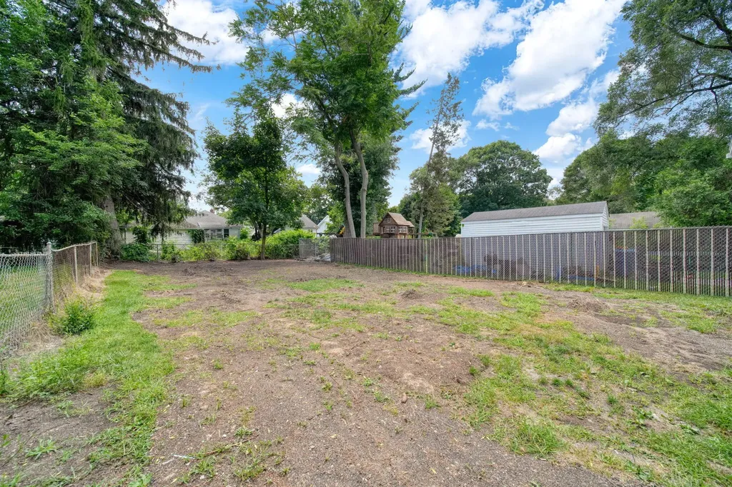 153 Hollis Street Summit Township MI 49203