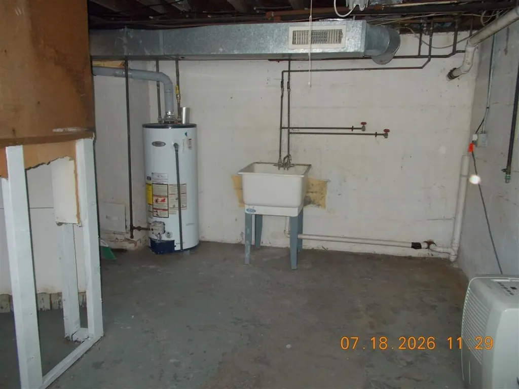 760 Washington Street Monroe City MI 48161
