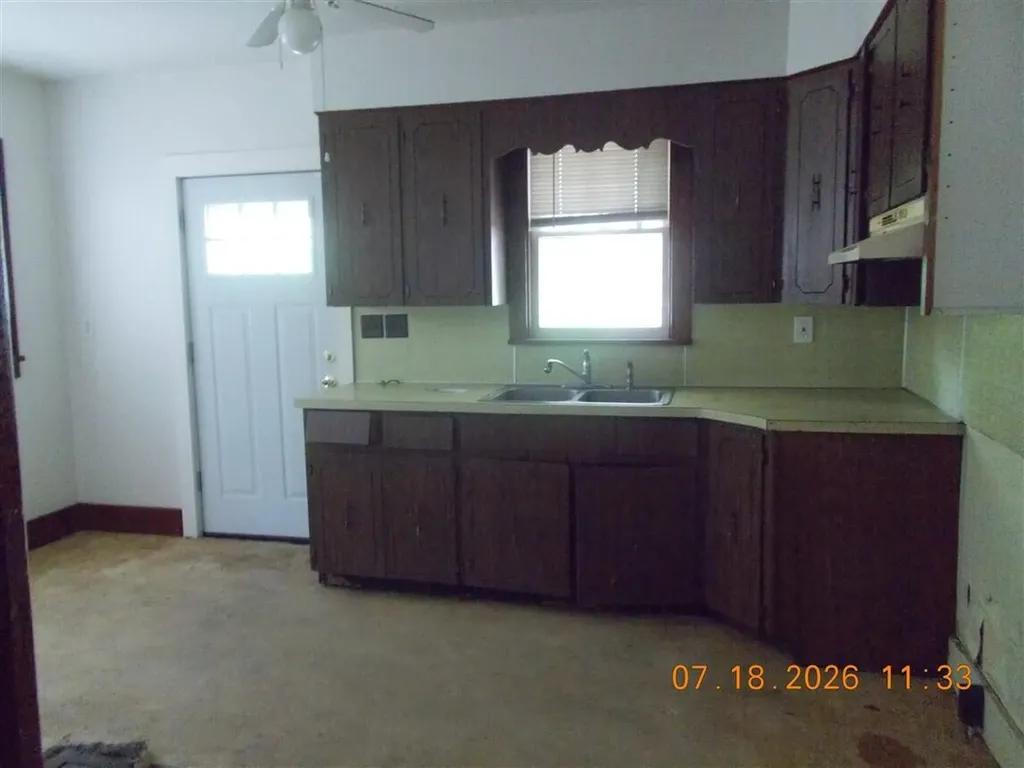 760 Washington Street Monroe City MI 48161