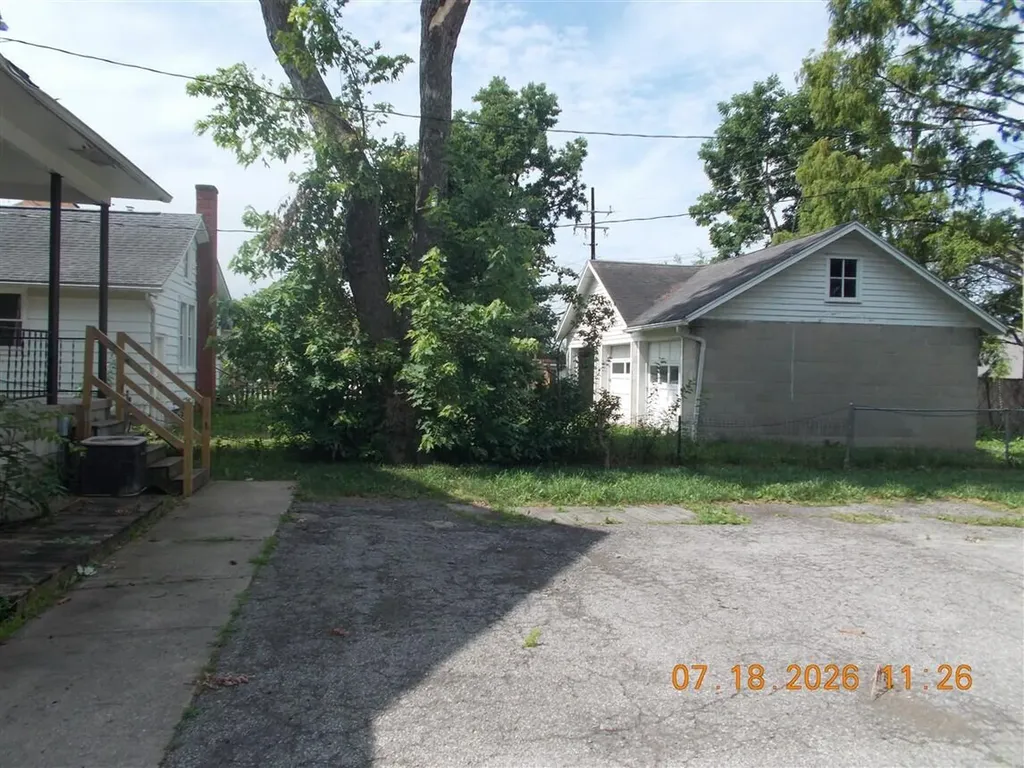 760 Washington Street Monroe City MI 48161