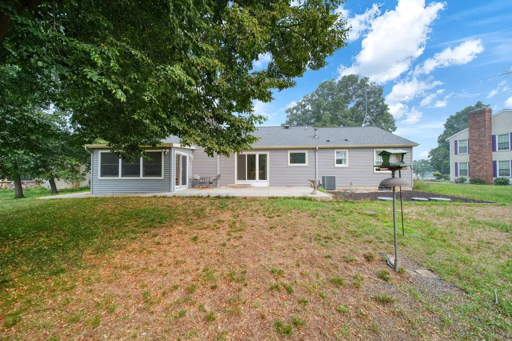 4234 Sauk Trail Raisin Township MI 49221