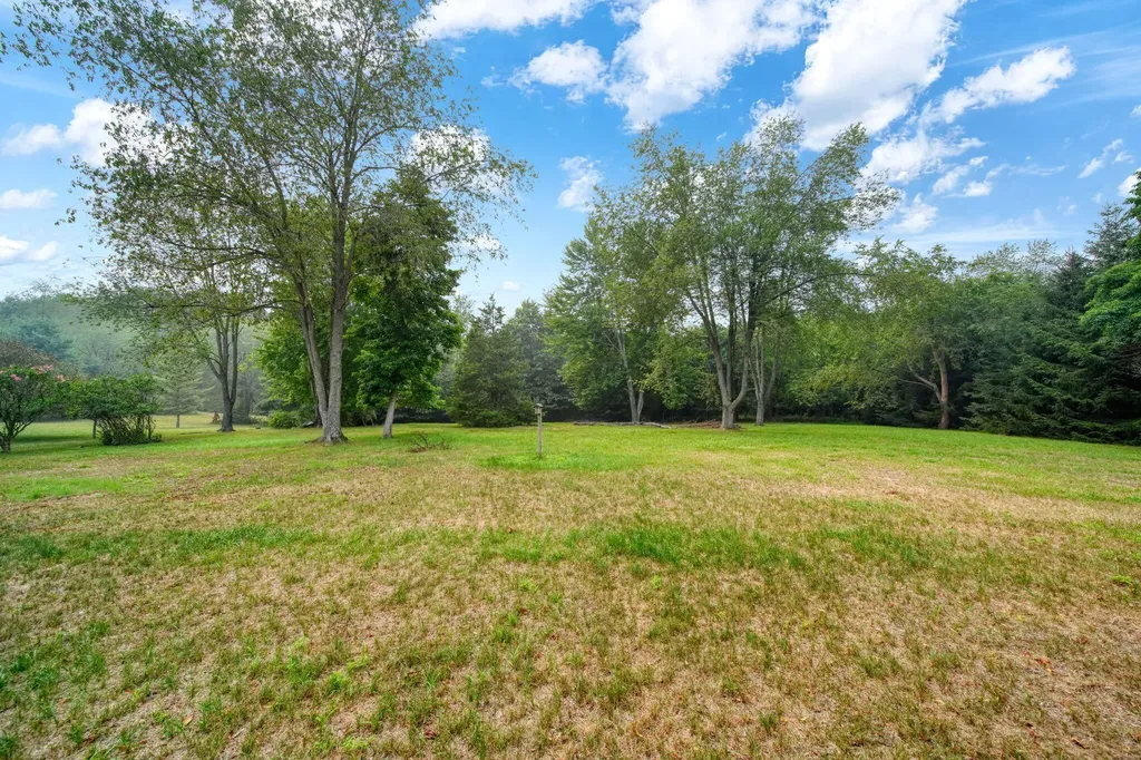 4234 Sauk Trail Raisin Township MI 49221