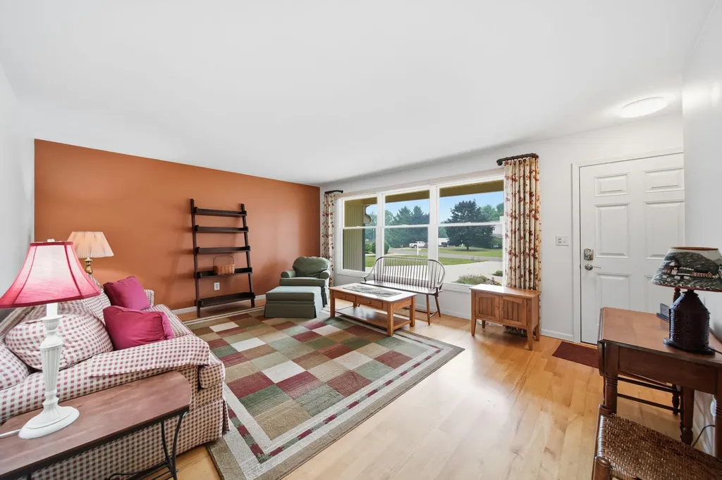4234 Sauk Trail Raisin Township MI 49221
