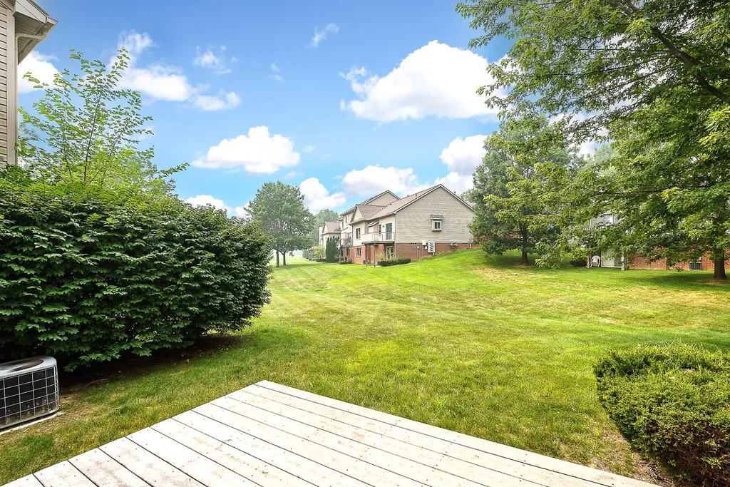 2677 Brooklyn Drive Ypsilanti Charter Township MI 48198