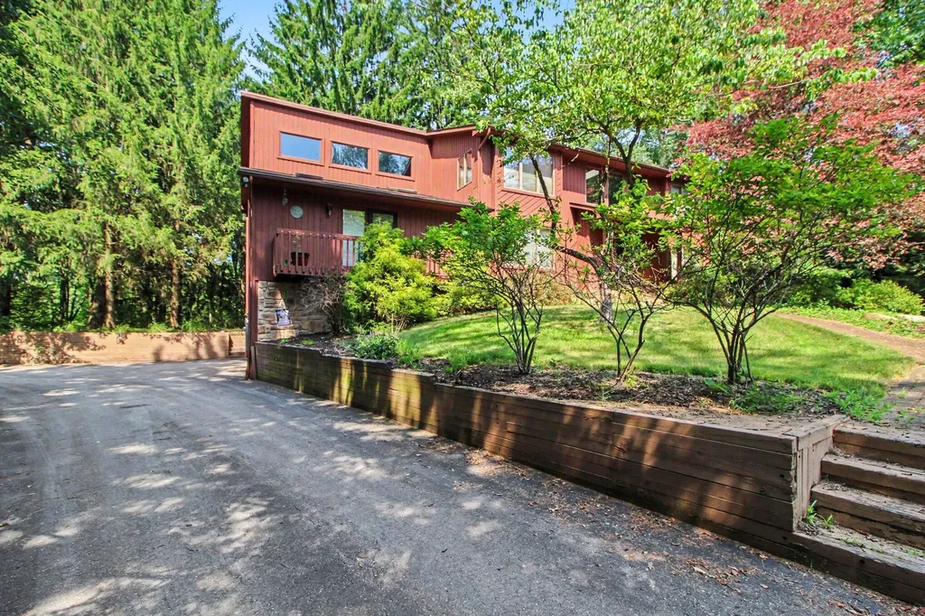3654 E Pineview Drive Scio Township MI 48130