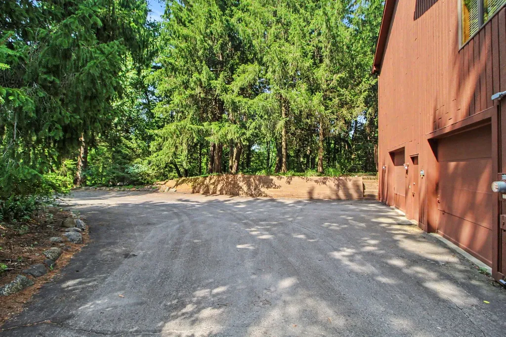 3654 E Pineview Drive Scio Township MI 48130