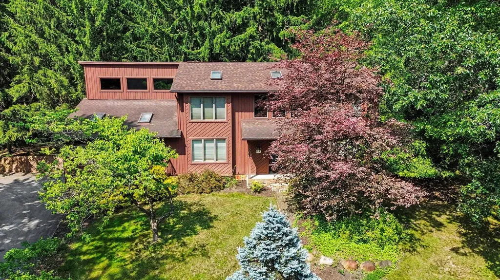 3654 E Pineview Drive Scio Township MI 48130
