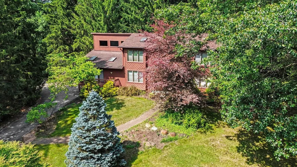 3654 E Pineview Drive Scio Township MI 48130