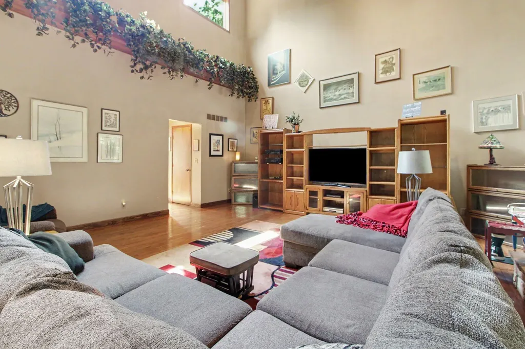 3654 E Pineview Drive Scio Township MI 48130