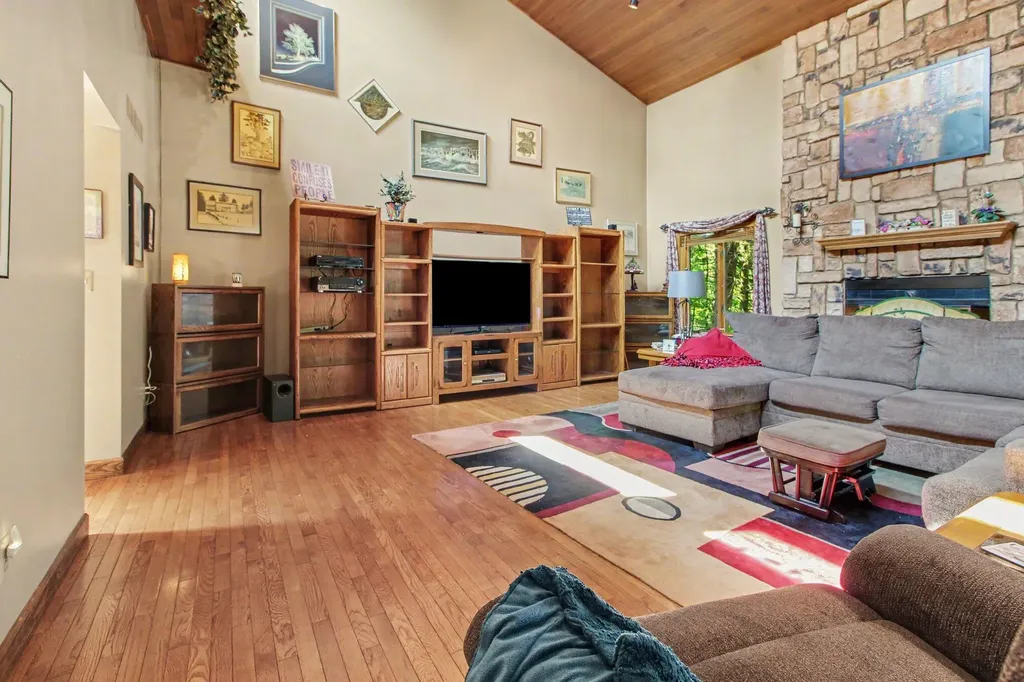 3654 E Pineview Drive Scio Township MI 48130