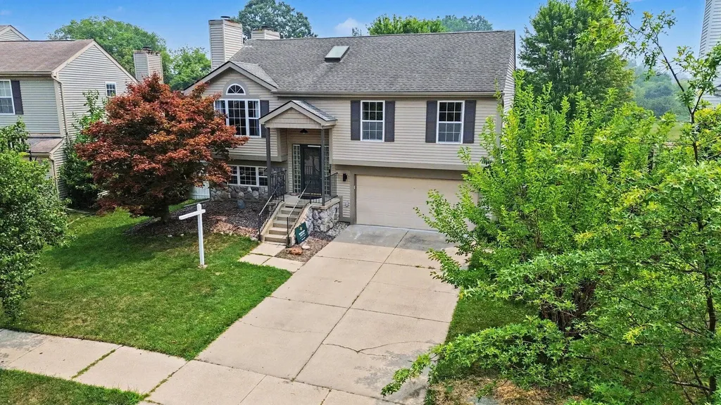 7283 Streamwood Drive Ypsilanti City MI 48197