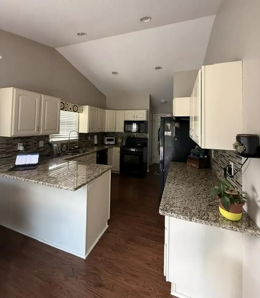 6098 Hedgerow Circle Grand Blanc City MI 48439