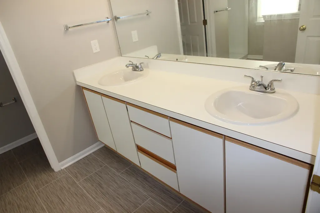 1774 Weatherstone Drive Pittsfield Charter Township MI 48108