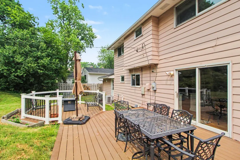 1221 Wines Drive Ann Arbor City MI 48103