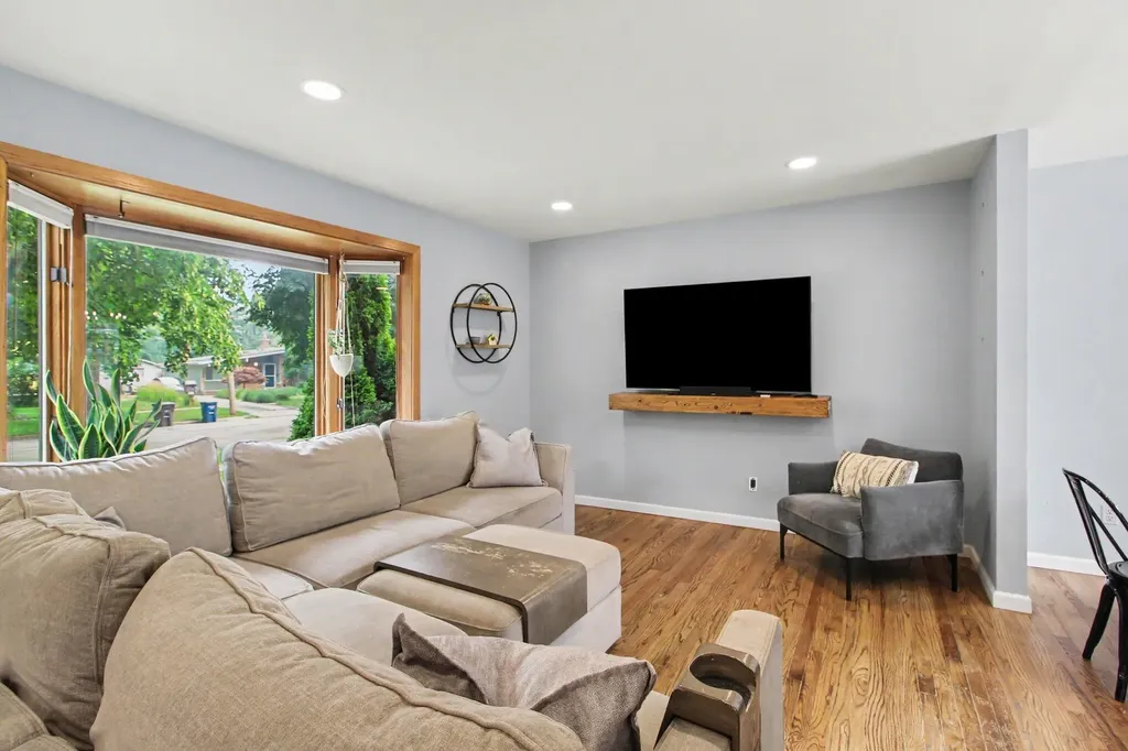 1221 Wines Drive Ann Arbor City MI 48103