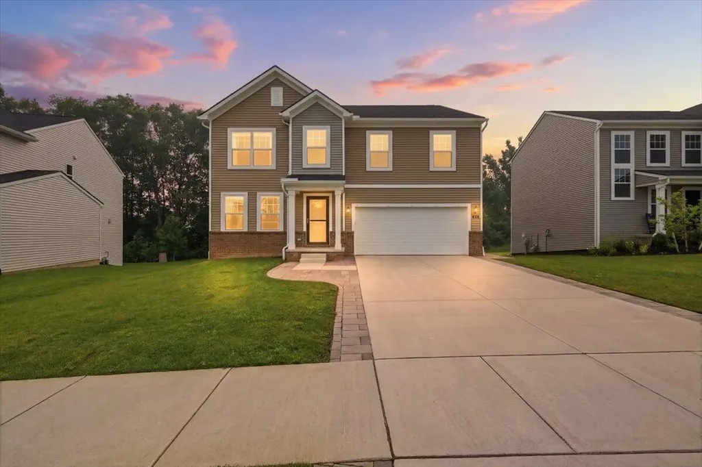 247 Sandhill Court Oakland Charter Township MI 48386