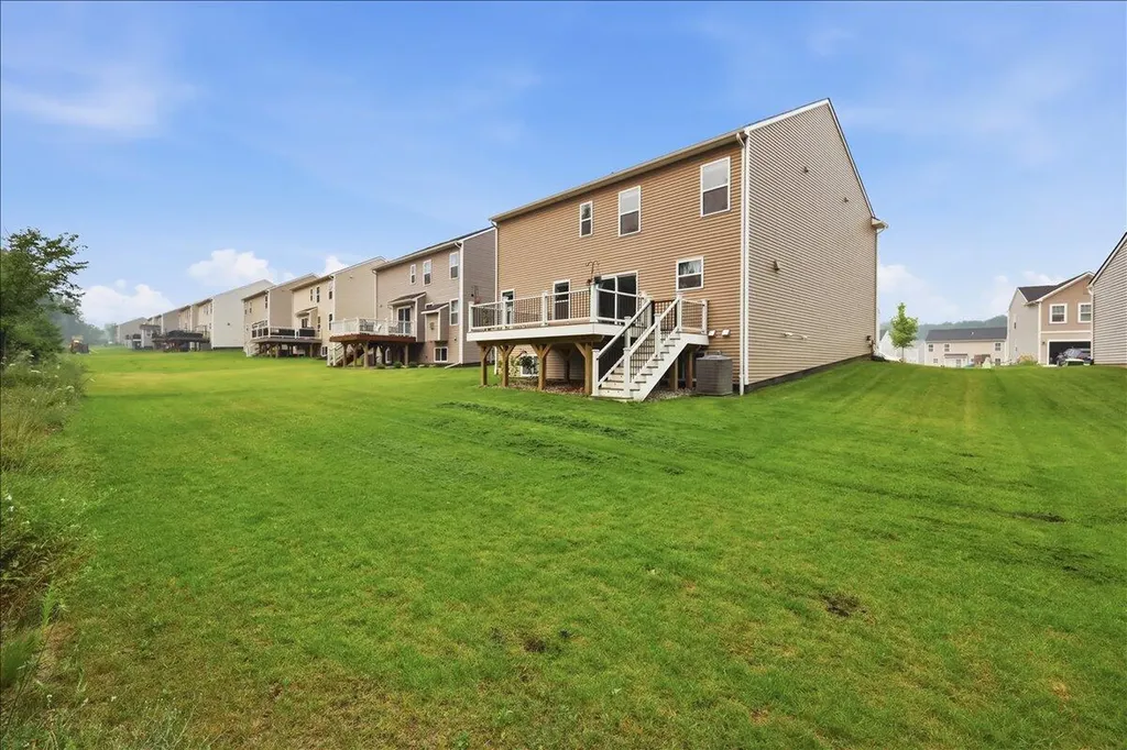 247 Sandhill Court Oakland Charter Township MI 48386