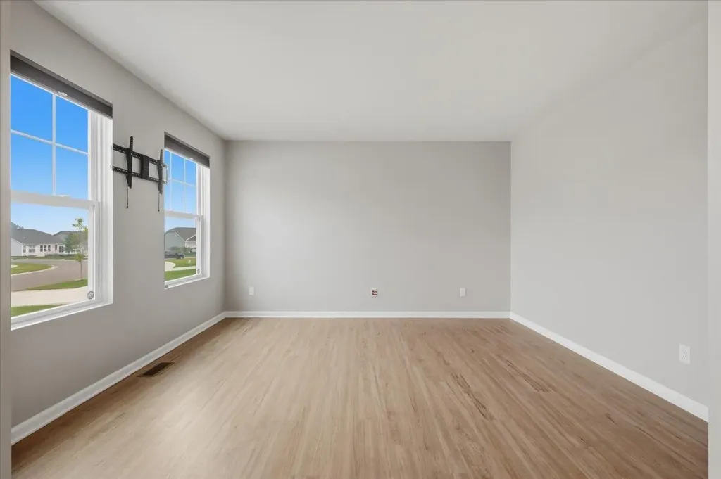 247 Sandhill Court Oakland Charter Township MI 48386