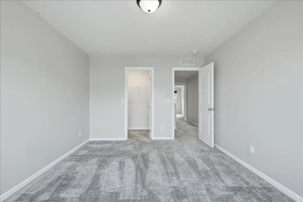 247 Sandhill Court Oakland Charter Township MI 48386