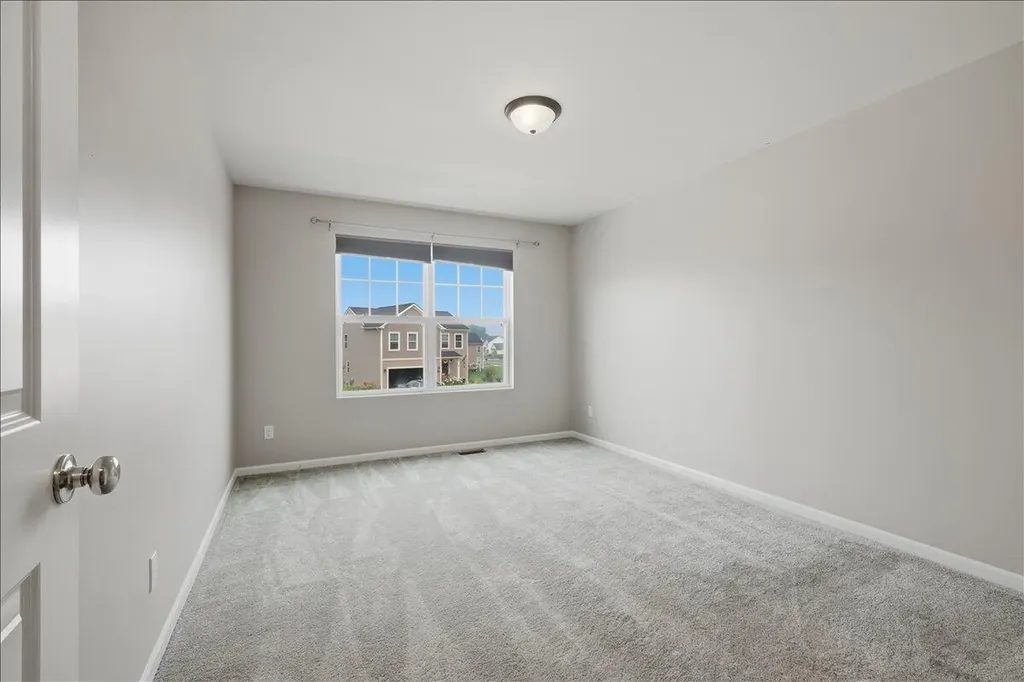 247 Sandhill Court Oakland Charter Township MI 48386