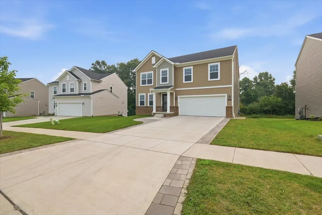 247 Sandhill Court Oakland Charter Township MI 48386