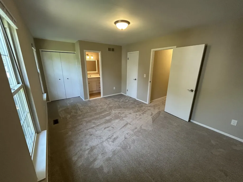 3288 Alpine Drive Ann Arbor City MI 48108