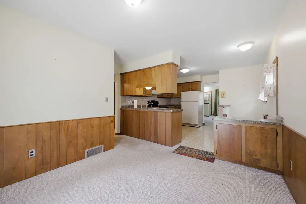 25248 Hass Street Dearborn Heights City MI 48127