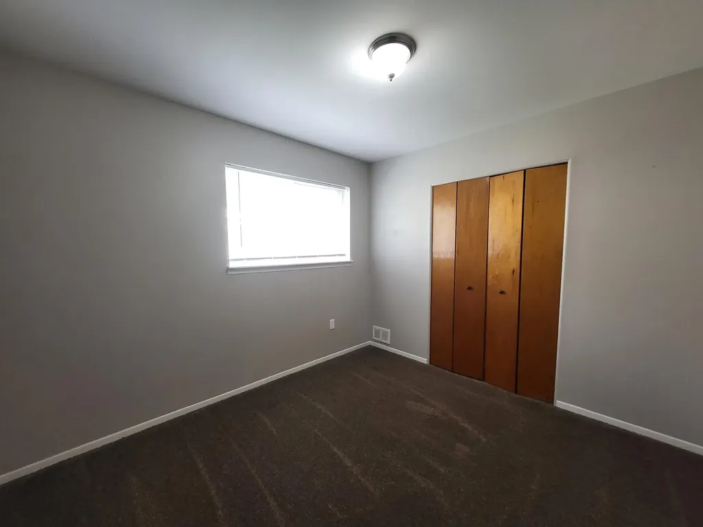 15985 Wellington Street Taylor City MI 48180