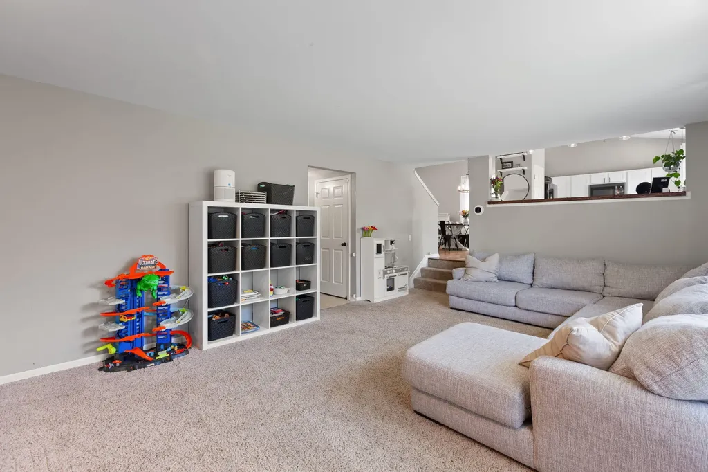 7379 Warwick Drive Ypsilanti Charter Township MI 48197