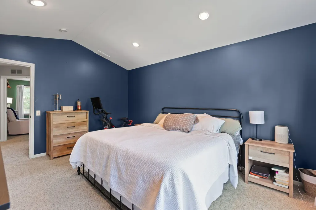 7379 Warwick Drive Ypsilanti Charter Township MI 48197
