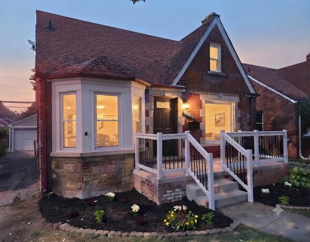 8398 W Outer Drive W Detroit City MI 48219