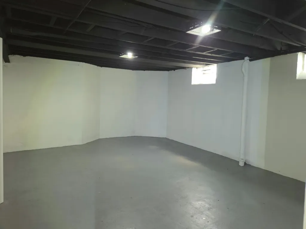 8398 W Outer Drive W Detroit City MI 48219