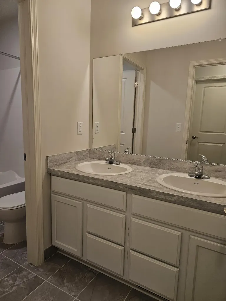 10637 Valley View Drive York Charter Township MI 48176