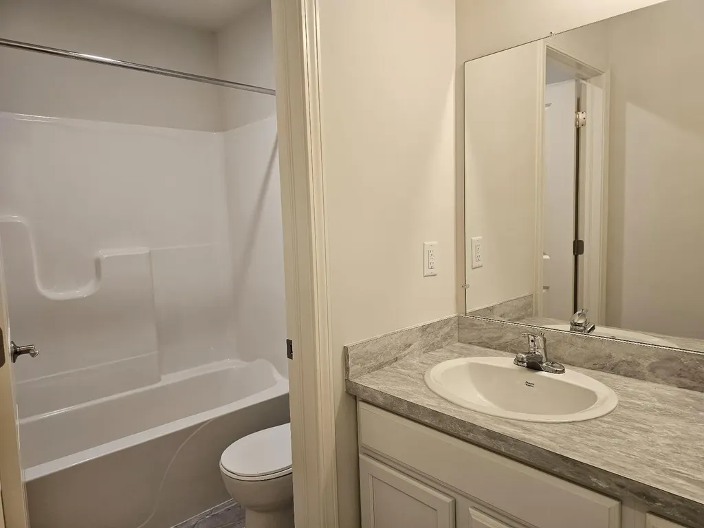 10637 Valley View Drive York Charter Township MI 48176