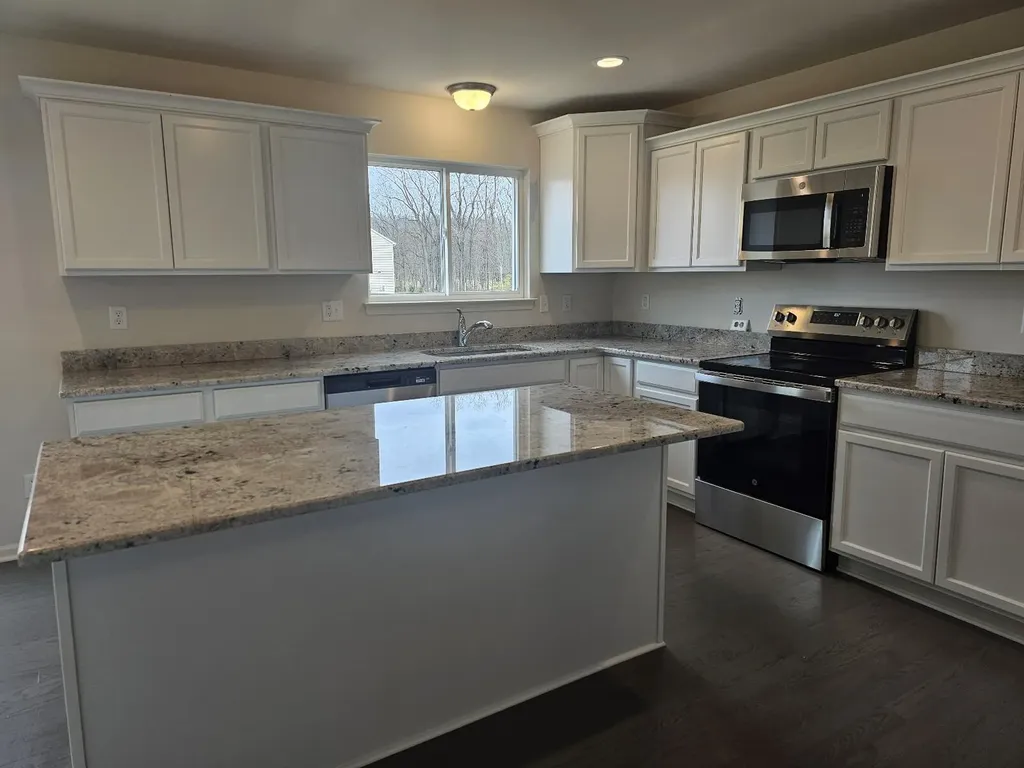 10637 Valley View Drive York Charter Township MI 48176