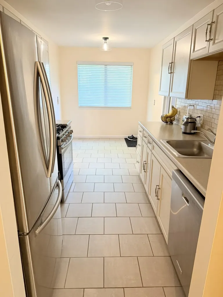 29757 Farmbrook Villa Lane Southfield City MI 48034