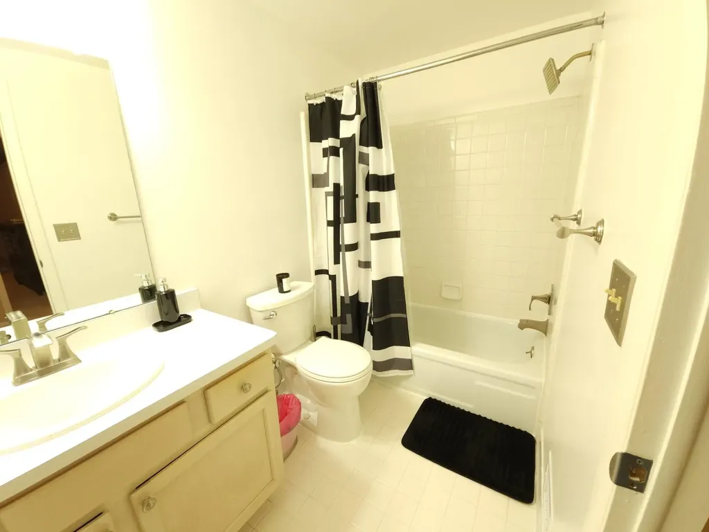 29757 Farmbrook Villa Lane Southfield City MI 48034