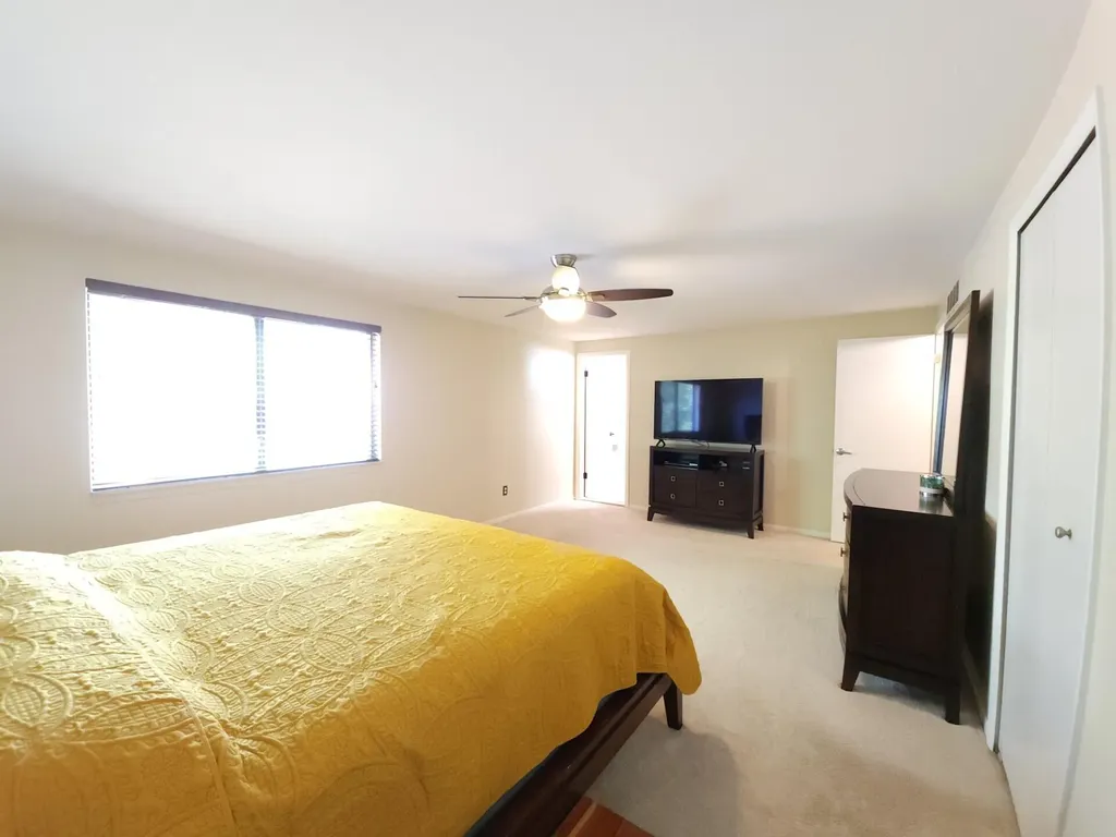 29757 Farmbrook Villa Lane Southfield City MI 48034