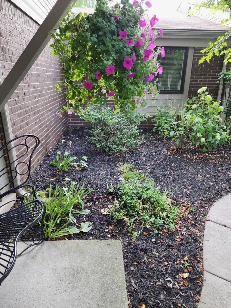 29757 Farmbrook Villa Lane Southfield City MI 48034