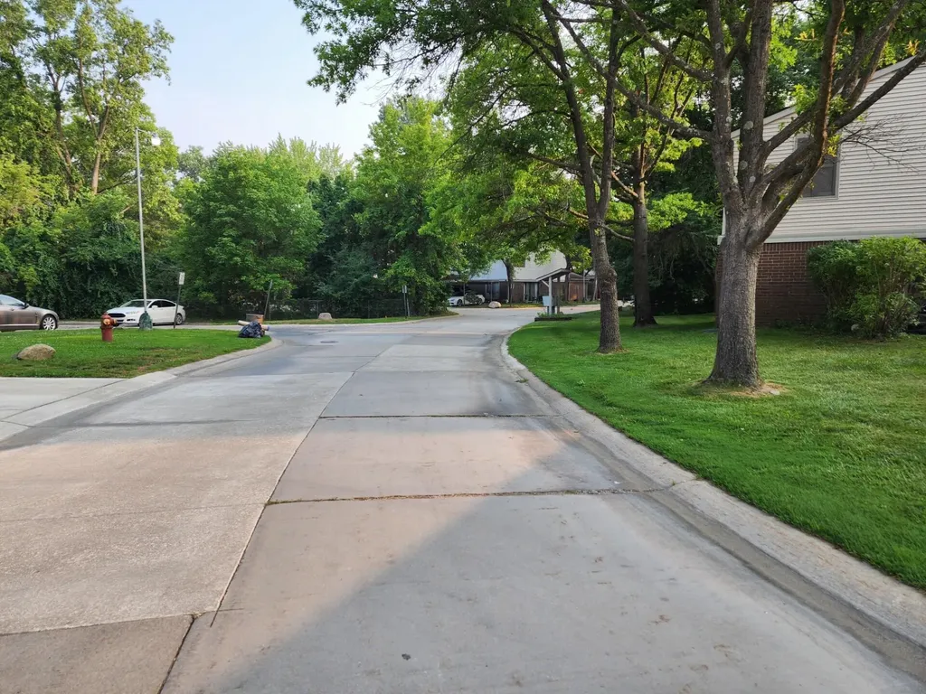 29757 Farmbrook Villa Lane Southfield City MI 48034