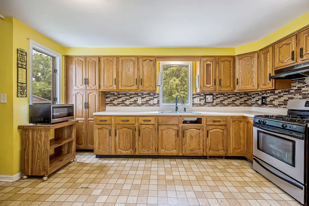 7758 Forest Street Dexter City MI 48130
