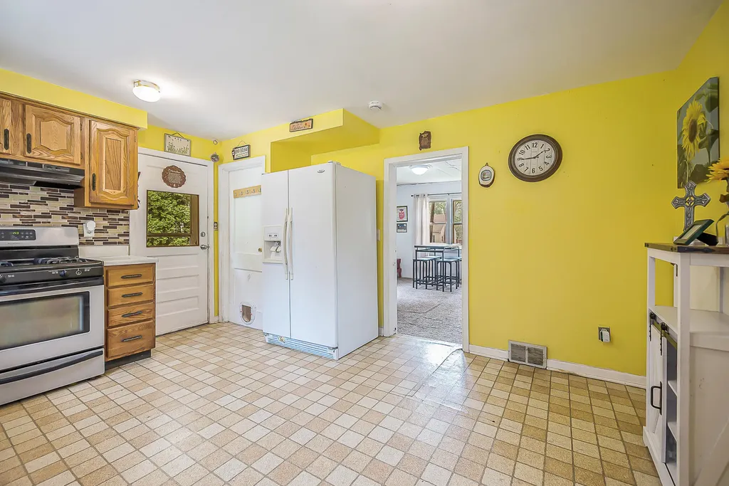 7758 Forest Street Dexter City MI 48130